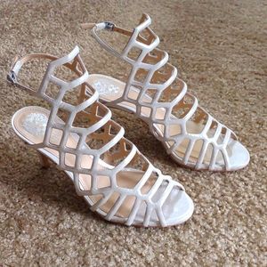 Vince Camuto Women's Paxton Suede Earl Grey Powdered Glitz Pump - Sz 6